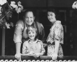 peter-whitford-nicholas-gledhill-robyn-nevin-440nw-5876703b.jpg